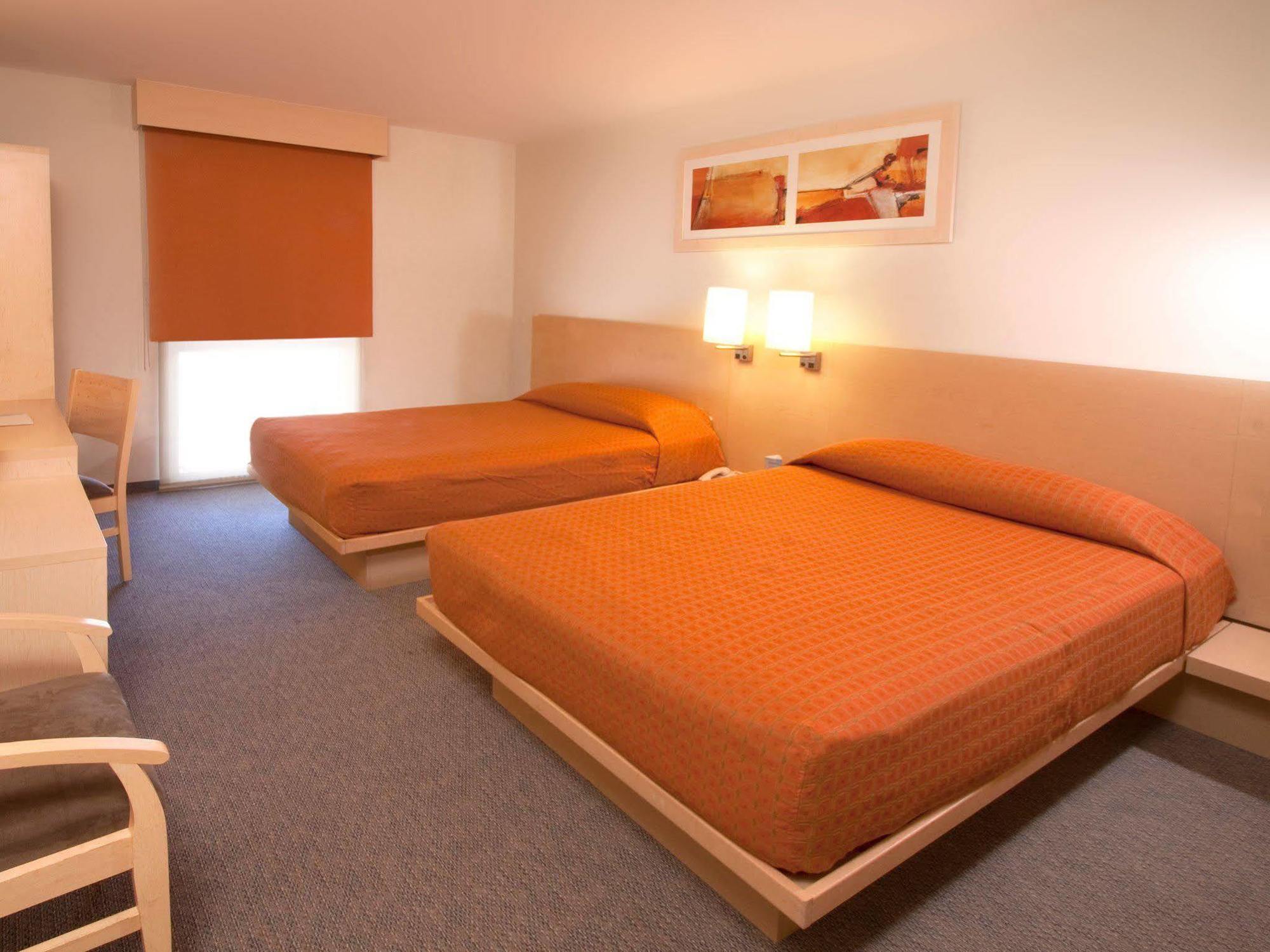 City Express By Marriott Querétaro Extérieur photo